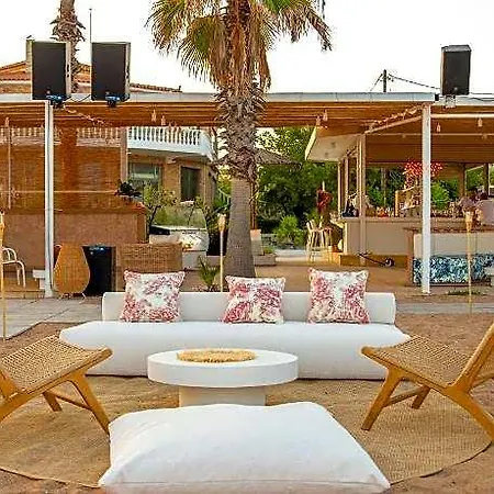 Hotel Gmp Bouka