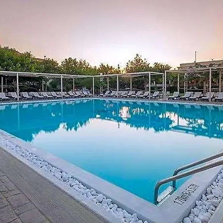 Hotel Gmp Bouka